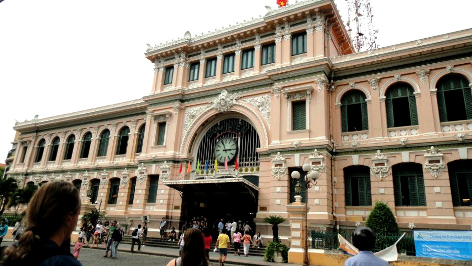 Saigon Central Post Office buo dien 2